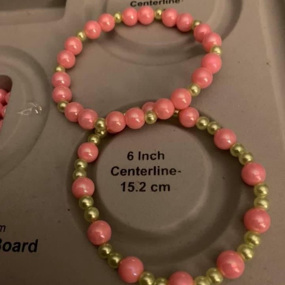 Bracelets - Picture 4 of 4